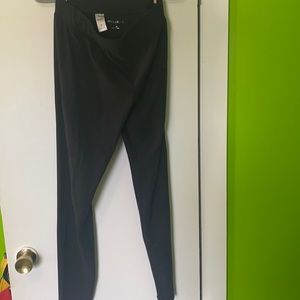 Women’s black leggings